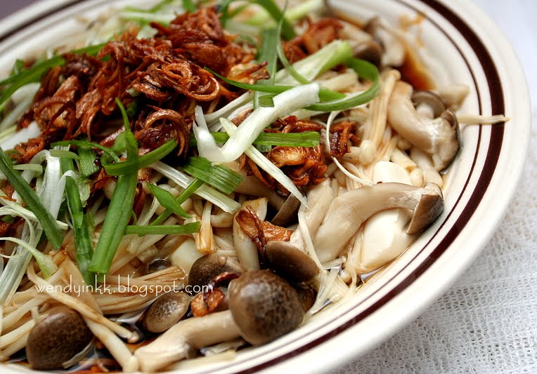 Dick mushroom chinese food